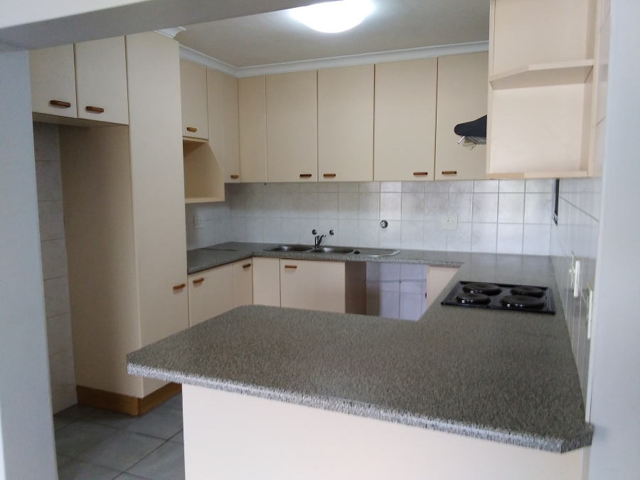 To Let 2 Bedroom Property for Rent in Van Ryneveld Western Cape